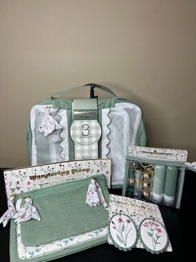 Wandering Moon | Prickly Pear Floral Mint Green Packing Cube Set (16 pcs) 🌷